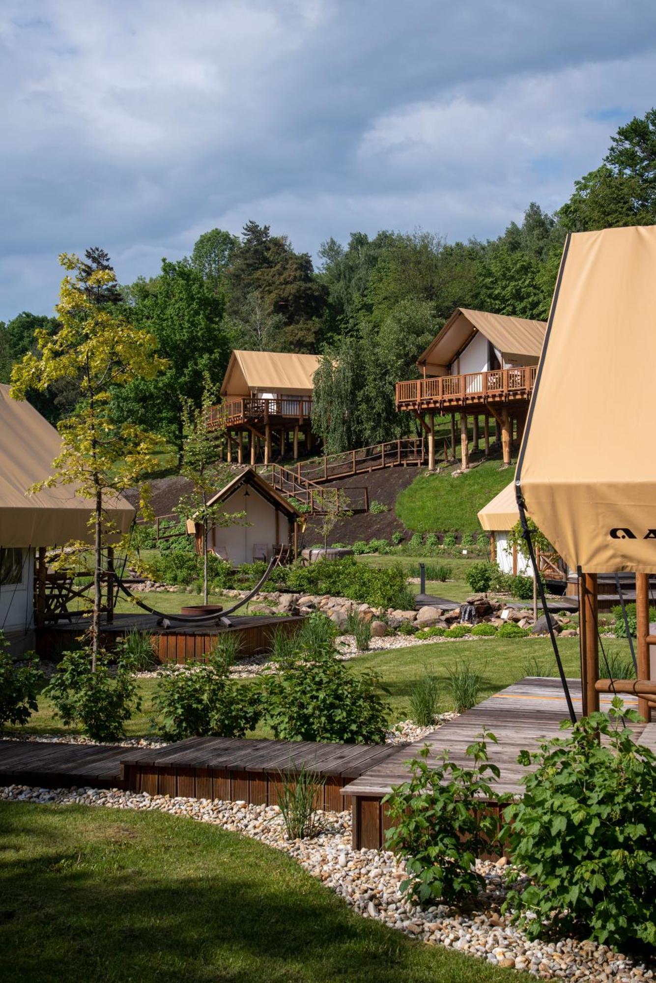 Banská Štiavnica Forrest Glamping酒店 外观 照片