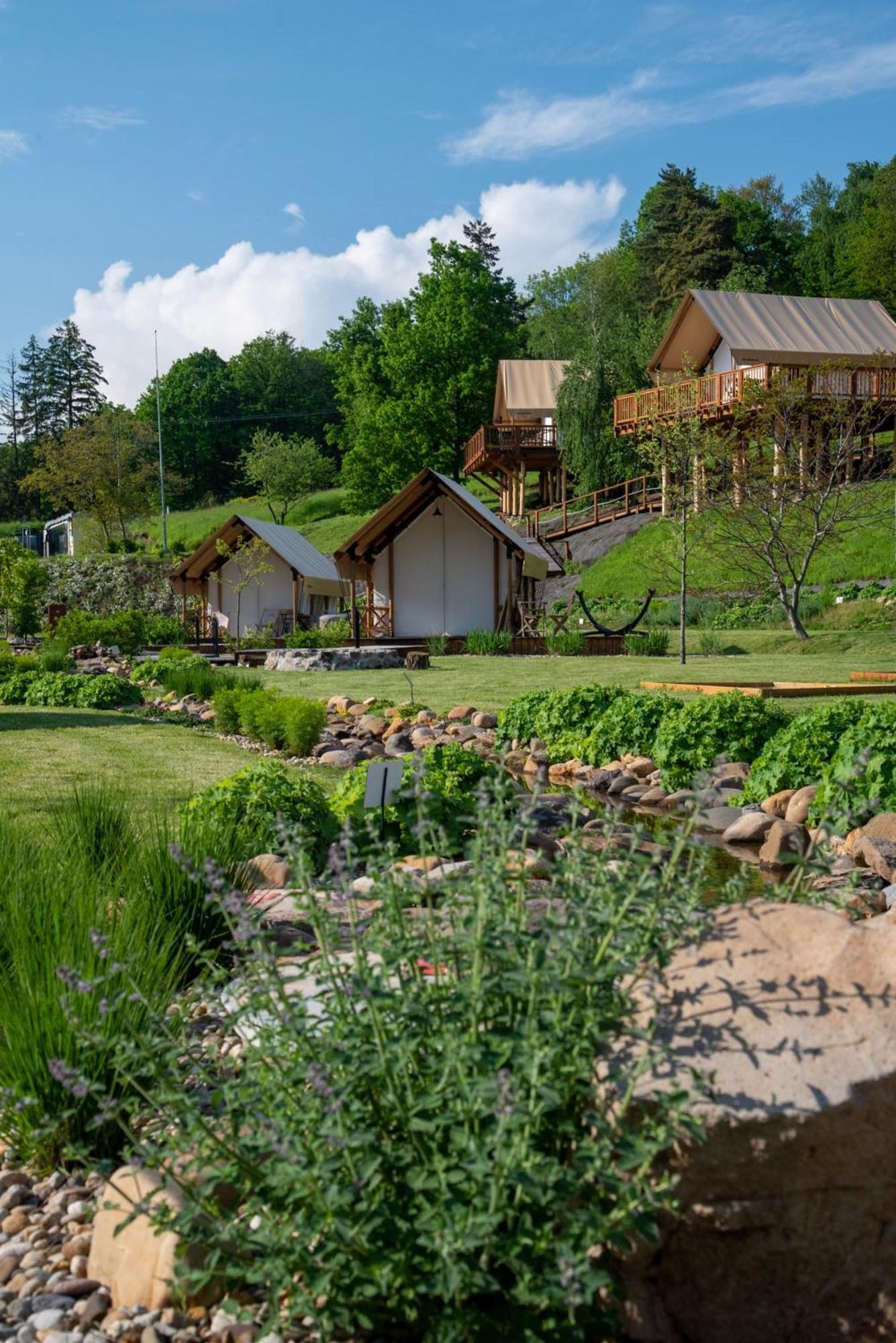 Banská Štiavnica Forrest Glamping酒店 外观 照片