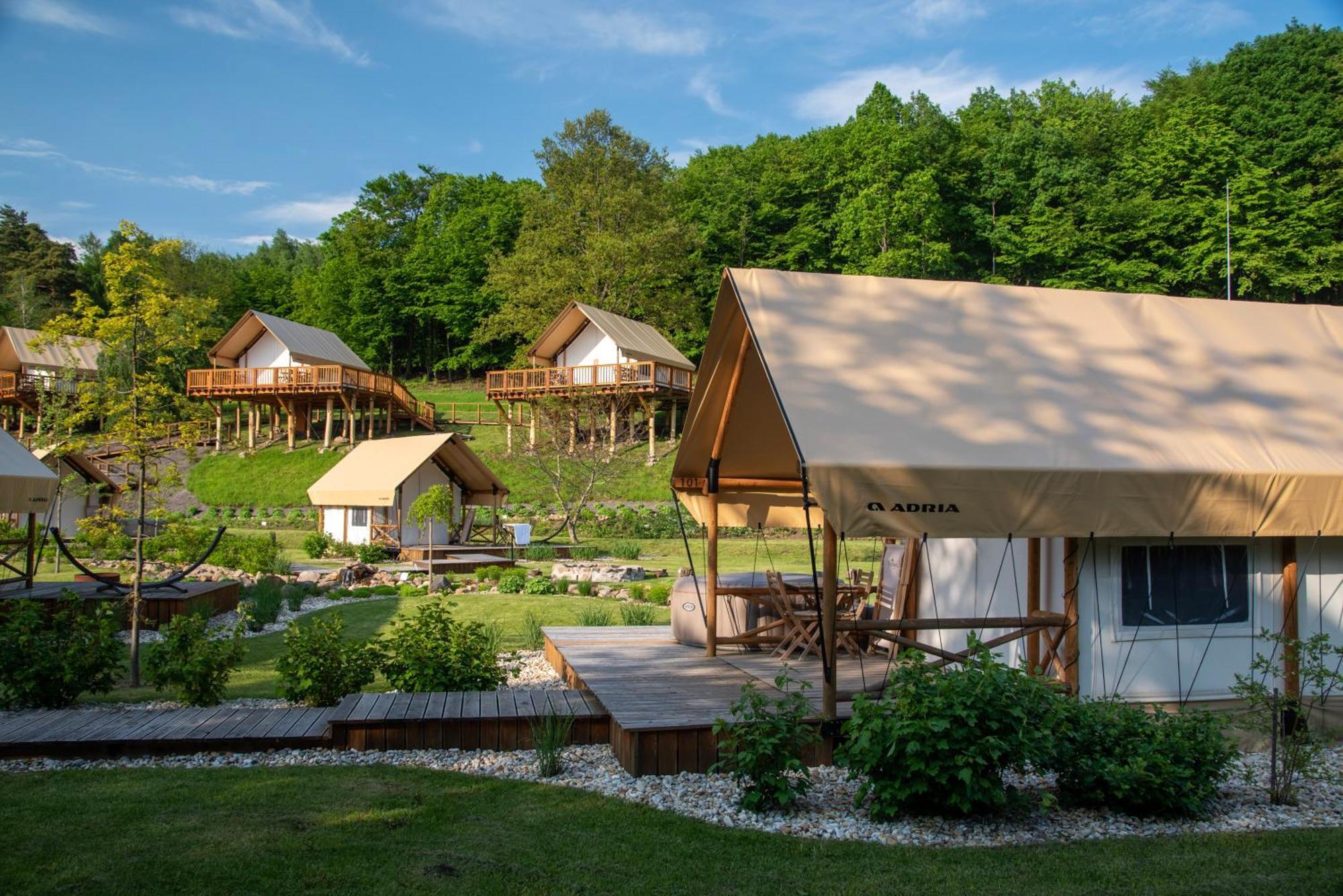 Banská Štiavnica Forrest Glamping酒店 外观 照片